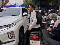 Viral Pemotor Histeris Jalannya Tertutup Iring-iringan Pejabat: Bapak Saya Kritis