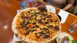 Sate Klathak hingga Pizza Rendang Ada di Lounge Hotel Bintang Lima Ini