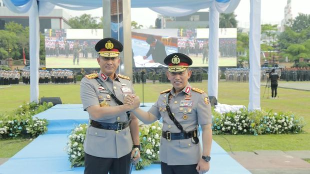 Serah terima jabatan Kapolri dari Jenderal Listyo Sigit Prabowo ke Jenderal Suyudi Ario Seto di Mabes Polrim, Jumat (2/9/2026).
