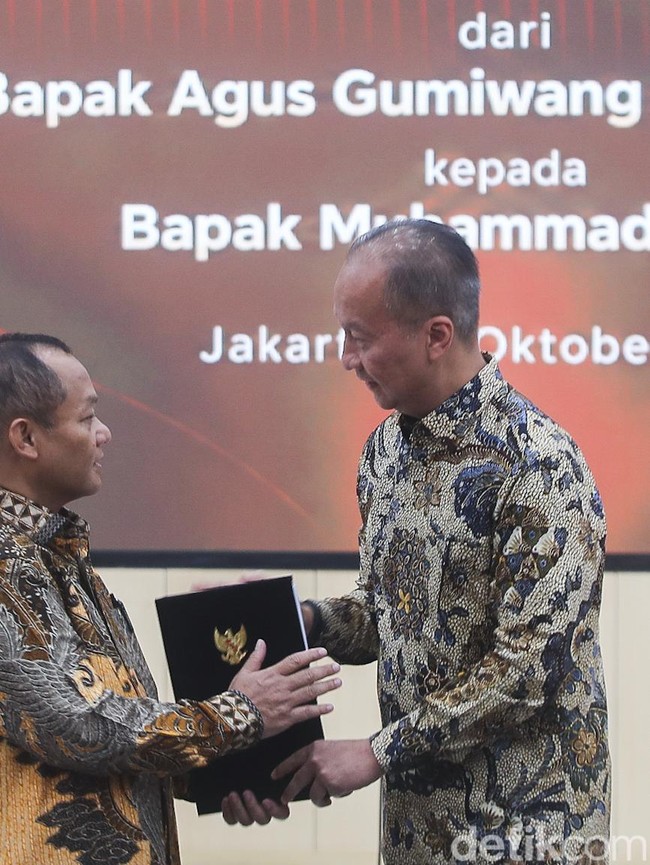 Sertijab Menteri Perindustrian, Sarmuji Gantikan Agus Gumiwang