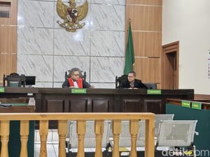 Hakim Tolak Gugatan Praperadilan Wabup Indramayu Syaefudin