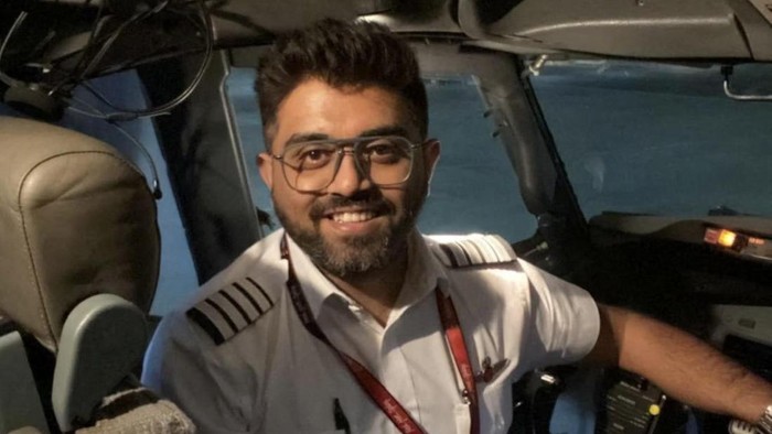 Smit Machchhar, pilot FlyDubai