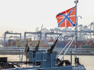 Kapal Perang Rusia Bersandar di Tanjung Priok, Ada Apa?