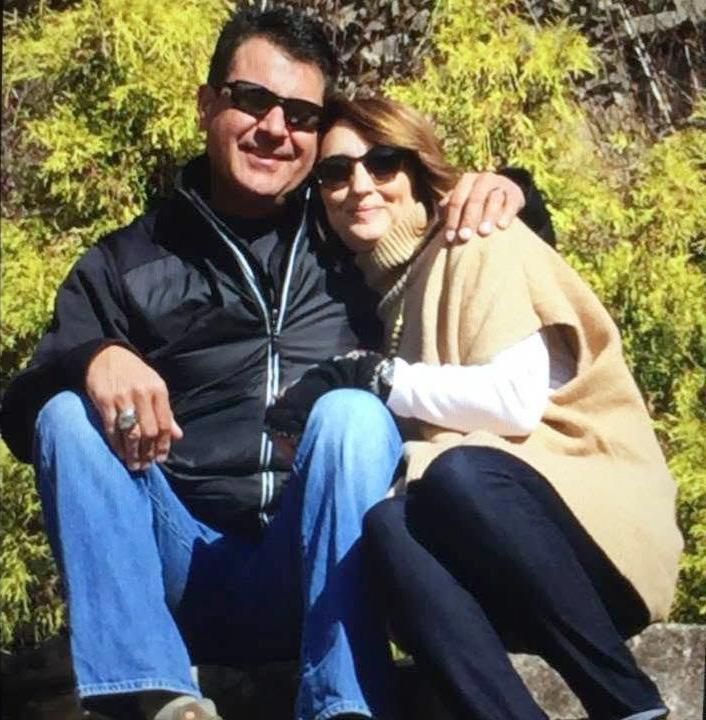 Tracey Hughes dan Clayton Hughes