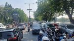Jalan Gunungsari Sempat Tersendat Imbas Truk Trailer Terguling