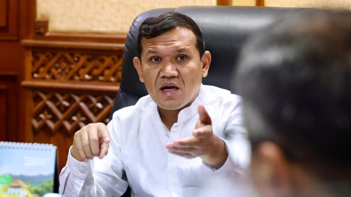 Wagub Aceh, Fadhlullah (Dek Fadh)