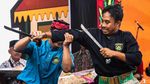 Atraksi Silat Betawi Ramaikan Festival Palang Pintu XVII
