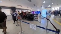 Eskalator Stasiun Duri Ditutup Terpal, Masih Diperbaiki Usai Insiden