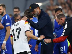 Wirtz Senang Bisa Ngobrol dengan Klopp