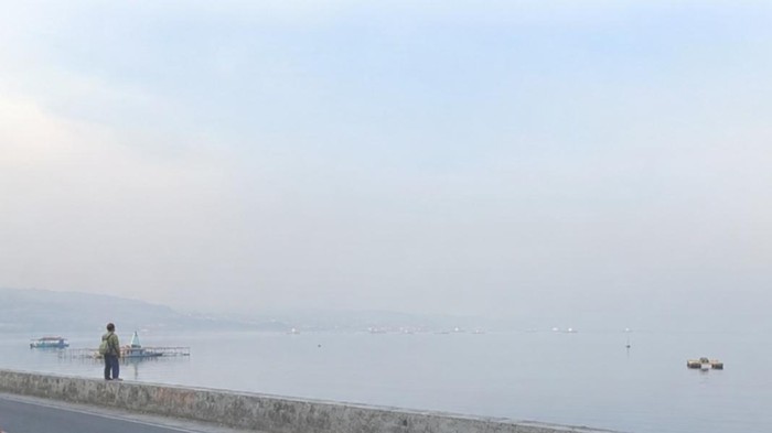 Kabut asap di Baubau, Sultra.