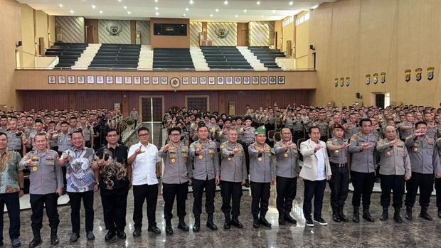Kapolda Riau Irjen Herry Heryawan mengisi kuliah umum di Akademi Kepolisian (Akpol) Semarang, Jawa Tengah, Sabtu (3/10/2026).