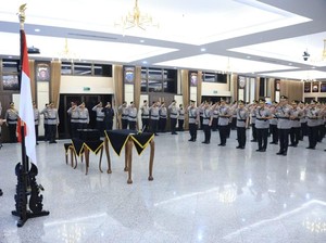 Pesan Kapolri Usai Sertijab dan Lantik 27 PJU: Segera Adaptasi