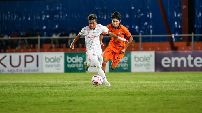 Laga Persiraja Vs Sumsel United di Aceh.