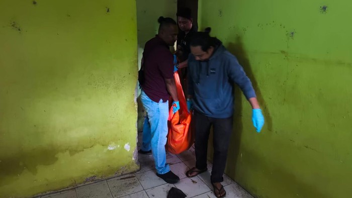 Polisi menemukan mayat mahasiswi dalam kamar kos di Jayapura.