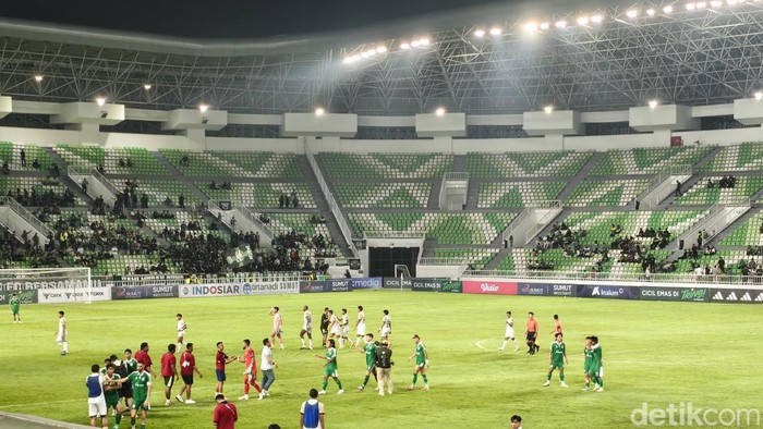 PSMS Medan VS Persikad Depok di Stadion Utama Sumut, Deli Serdang.
