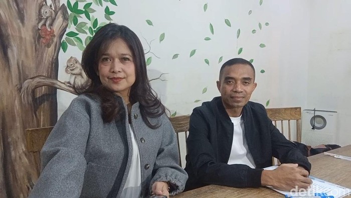 Istri Reza The Groove, Yuyun Yunita di kawasan Pasar Minggu, Jakarta Selatan.