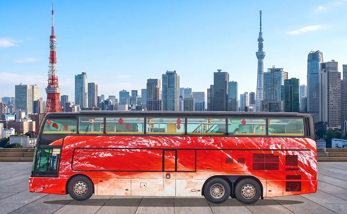 Unik! Ini Restoran Sushi Conveyor Belt dalam Bus Pertama di Jepang