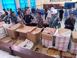 Sopir Truk Ditangkap di Lembar gegara Selundupkan 560 Ribu Rokok Ilegal