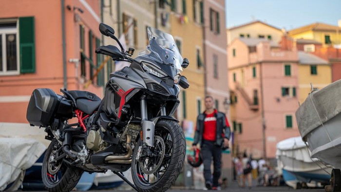 Ducati Multistrada V4 S Grand Tour
