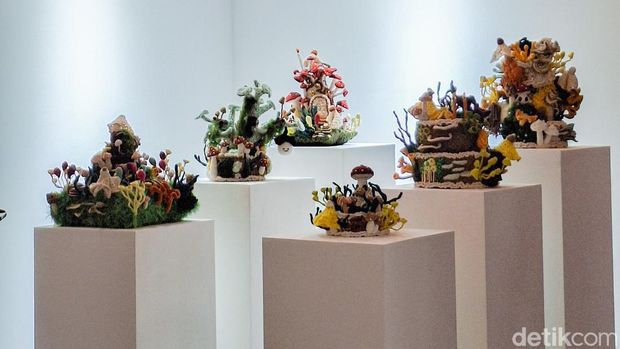 Fitriani Mogus Studio pajang karya Fitriani di Art Jakarta 2026.