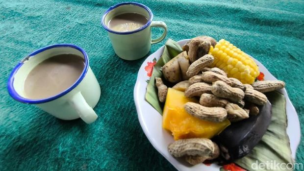 Jajanan jadul di Kuningan Jajanan jadul di Kuningan