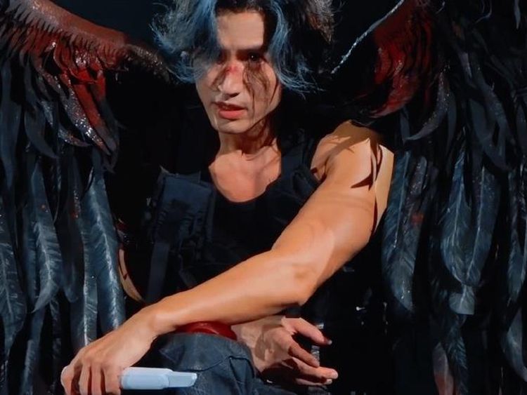 Gaya Terbaru Jerry Yan di Konser Reuni F3, Tampil dengan Sayap Dark Angel