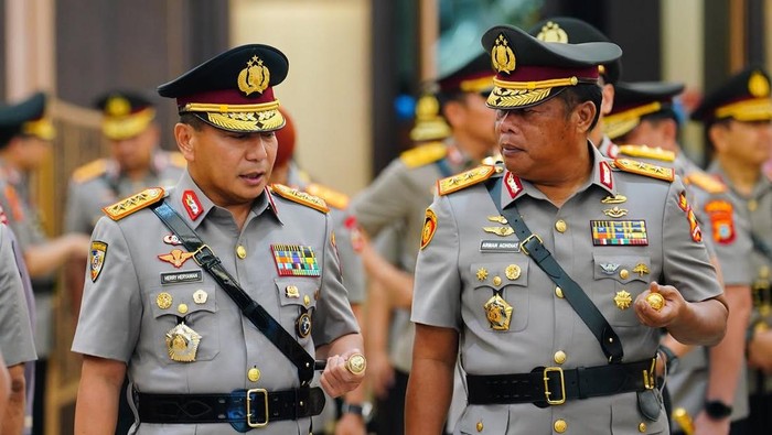 Kabaharkam Polri Komjen Herry Heryawan resmi dilantik oleh Kapolri Jenderal Suyudi Ario Seto, Sabtu (3/10/2026).