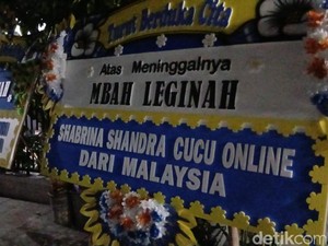 Mbah Leginah Tutup Usia, Karangan Bunga Cucu Online Banjiri Rumah Duka
