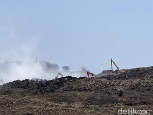 TPA Jatibarang Semarang Terbakar, Warga Keluhkan Gangguan Pernapasan