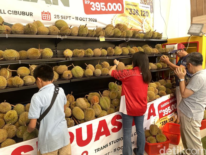 Pesta Durian di TSM Cibubur