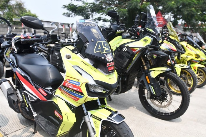 PT Pertamina (Persero) mengajak 120 pengendara dari berbagai komunitas roda dua mengikuti kegiatan Touring to Mandalika.