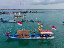 Ratusan Perahu Hias Ramaikan Laut Marina Togo Wakatobi