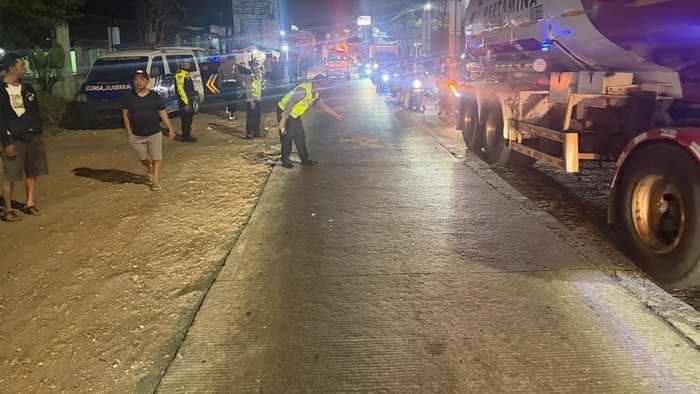 TKP kecelakaan di Tingkir Salatiga, Sabtu (3/10/2026) malam