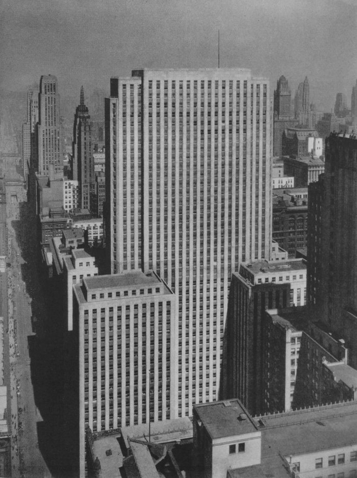 The Origin Of The Skyscraper - black and white photograph of the Field Building, which is forty-six stories tall, and was erected in 1932 on the site where the Home Insurance Building once stood, this new building was created by the architectural group know as Graham, Anderson, Probst and White, 1931. (Photo by Museum of Science and Industry, Chicago/Getty Images)