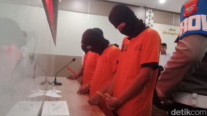 3 bang jago saat berbaju tahanan usai berbuat onar di jalanan Majalengka