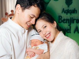 Foto Aqiqah Benjiro Putra Adhisty Zara-Tsaqib, Perdana Perlihatkan Wajah Anak