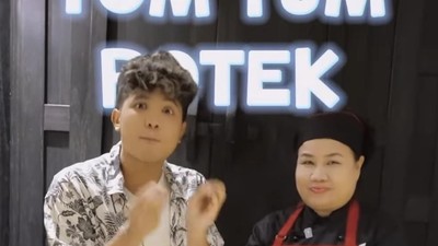 Aksi Seru Jirayut Masak Salad hingga Racik Tom Yum Khas Thailand