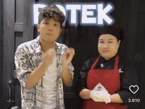 Aksi Seru Jirayut Masak Salad hingga Racik Tom Yum Khas Thailand