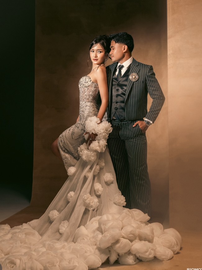 Foto Prewedding Asnawi Mangkualam-Yuriska Patricia, Tampil Vintage nan Elegan