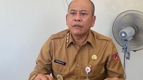 Bupati Karangasem, I Gusti Putu Parwata (Gus Par) saat ditemui di kantornya, Senin (5/10/2026). (Foto: I Wayan Selamat Juniasa)