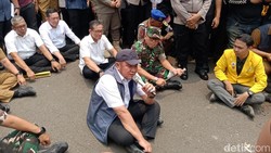 Herman Deru Sebut Penyebab Karhutla di Sumsel Alam dan Manusia