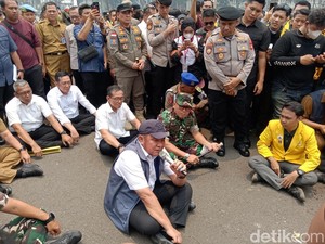Video: Ratusan Mahasiswa Gelar Demo soal Karhutla, Gubernur Sumsel Minta Maaf
