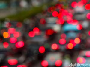 Lalin di Jalan Cinere Raya Depok Sempat Macet Imbas Perbaikan Jalan