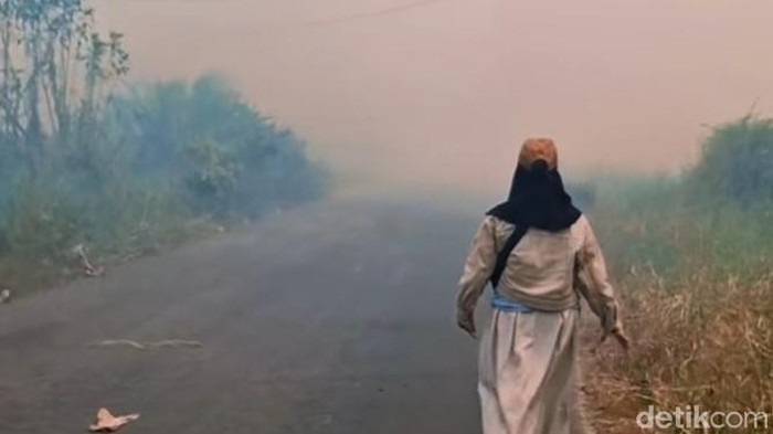 Kabut asap di Pangkalan Bun, Senin (5/10/2026) pagi