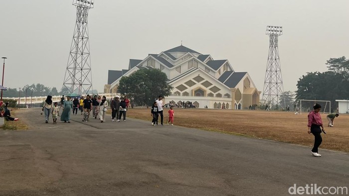 Kabut asap yang menyelimuti Kota Jambi