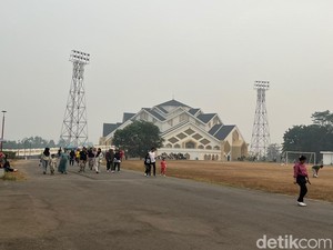 Warga Jambi Keluhkan Kabut Asap Pekat, Cemas Kesehatan Anak