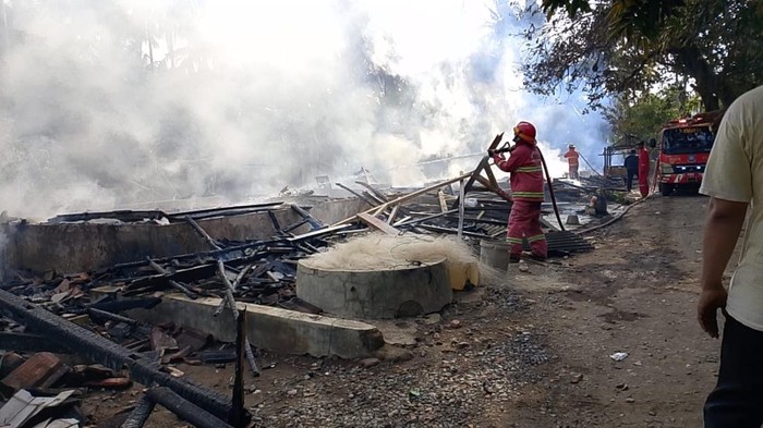Kebakaran 7 rumah di Cimerak, Kabupaten Pangandaran