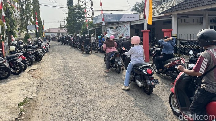 Kendaraan di Bengkulu ikuti program pemutihan pajak