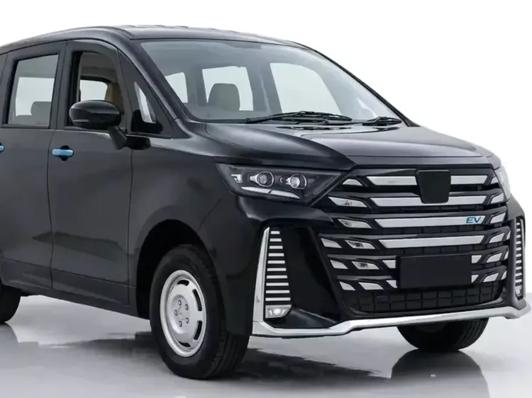 Begini Tampang Kembaran Alphard-Vellfire Bikinan Pakistan