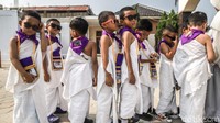 Kegiatan ini sekaligus memberikan pengalaman baru bagi anak-anak dalam mengenal salah satu rukun Islam. Suasana belajar yang dikemas melalui simulasi membuat peserta dapat mengikuti pembelajaran agama dengan cara yang lebih menyenangkan.